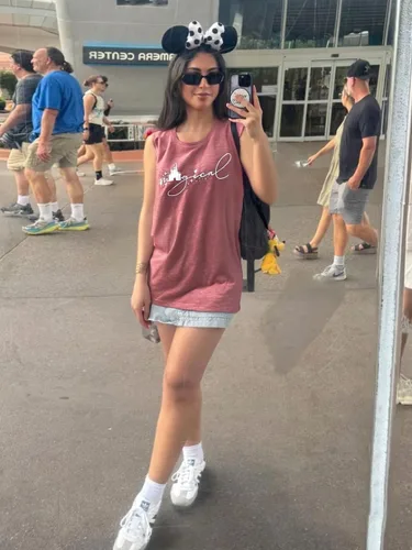 Vista 4 de Magic Castle Tank Mujeres Magic Kingdom Graphic Chaleco Verano Casual Vacaciones Sin Mangas Tops