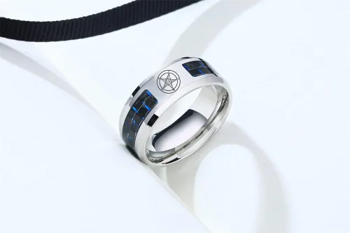 Vista 5 de Iglesia de Satanás Joyería Leviatán Cruz Satánica Símbolo Anillo Acero Inoxidable Fibra de Carbono Incrustación Banda para Hombres