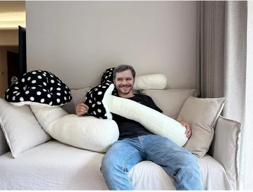 Vista 9 de Almohada de hongo de felpa Hofun4U - Almohada larga rellena con forma de hongo de 30 pulgadas - Almohada rellena con forma de hongo - Decoración