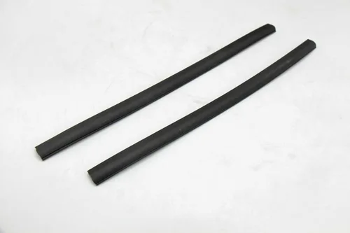 Vista 3 de 2 x Cubierta lateral del tanque de gas insertos de goma para Yamaha Banshee 1987-2006