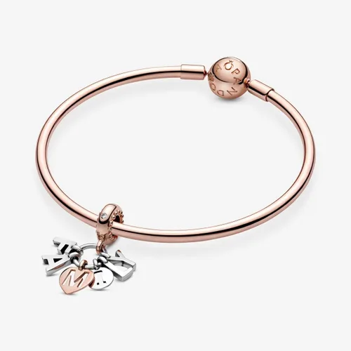 Vista 8 de Pandora Dije colgante de letras familiares Momentos compatibles Impresionantes joyas para mujer Hecho de rosa, plata de ley y circonita cúbica