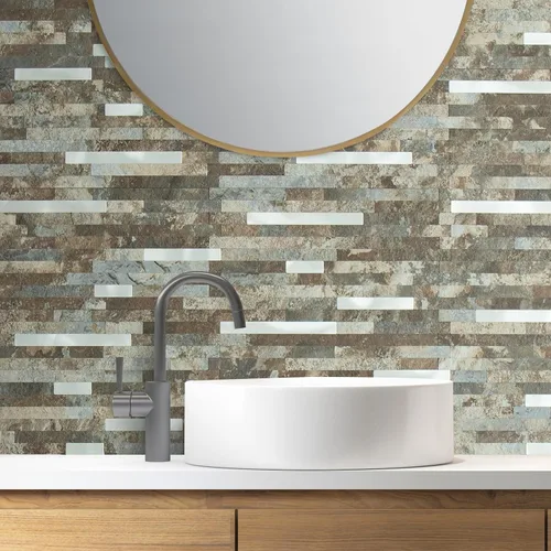 Vista 4 de AULIGET 20 hojas de pizarra beige y marrón para despegar y pegar, azulejos de pared de metal mixto de PVC plateado para salpicaduras para cocina