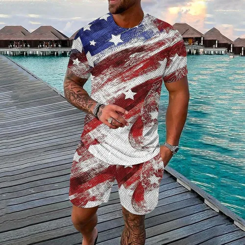 Vista 2 de Traje deportivo casual para hombre, diseño de bandera estadounidense, 2 piezas, conjunto de chándal para el 4 de julio, conjunto de camiseta