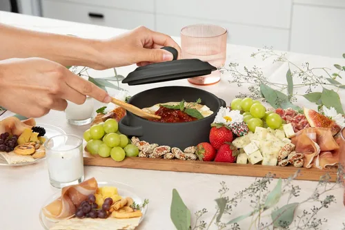 Vista 6 de Plato y calentador de queso Brie de gres con tapa, apto para horno, ideal para tabla de embutidos y accesorios de mesa de pastoreo, perfecto
