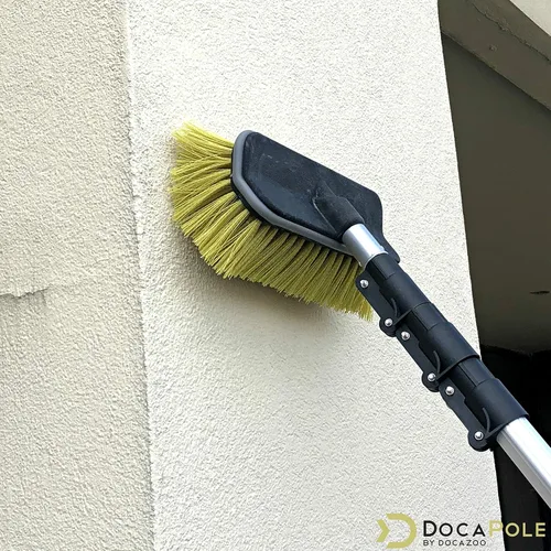 Vista 3 de DOCA - Cepillo de limpieza para poste de extensión de mango largo, escoba al aire libre y cepillo para fregar para suelo de casa, cubierta, patio