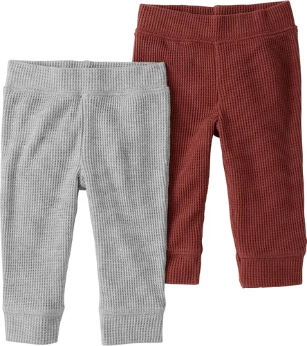 Vista 7 de Little Planet by Carter's Paquete de 2 pantalones acanalados unisex para bebé, hechos con algodón orgánico Manzanas Granate