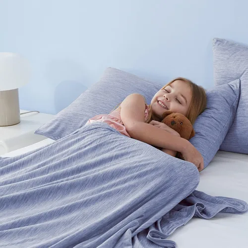 Vista 91 de Marchpower - Manta de enfriamiento para niños que duermen con calor, manta de lana fresca Arc-Chill con diseño de doble cara, fibra de enfriamiento