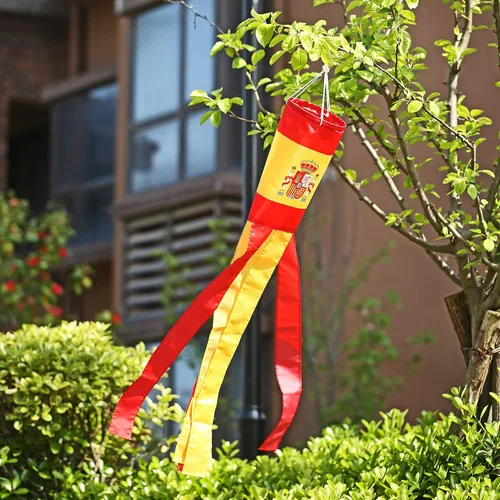 Vista 4 de Paquete de 2 calcetines de viento con bandera española de España para patio y jardín, para colgar en el porche delantero, impermeables, adecuados