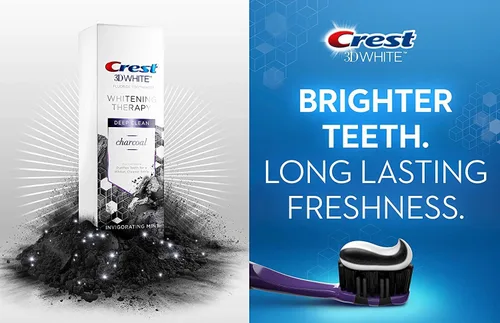 Vista 4 de Crest Charcoal 3D Pasta de dientes blanca, terapia blanqueadora, limpieza profunda con flúor, menta vigorizante, 5.2 onzas