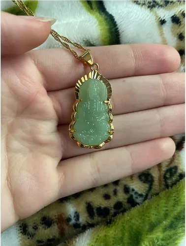 Vista 5 de kelistom Collar con colgante de Buda Guanyin verde chapado en oro de 18 quilates para mujeres y hombres, adorno budista, amuleto de Buda Maitreya