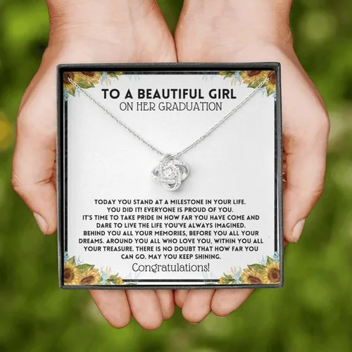 Vista 3 de BellezaNova Graduation Necklace For Her 2023 - Graduation Necklace 2019 For Women, Para La Reina De Mi Vida - Collar De Amor Infinito, Regalos Para