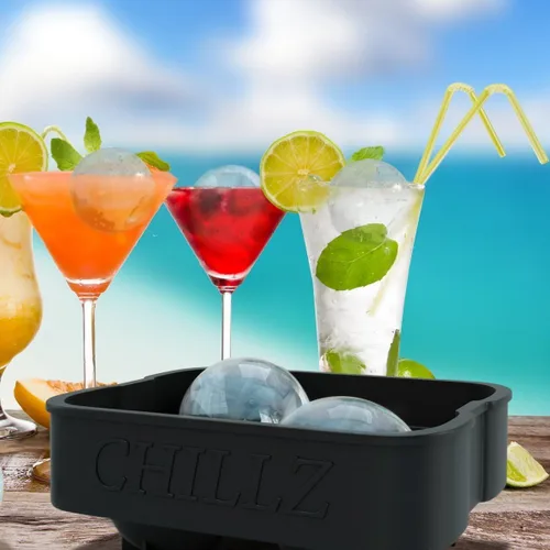 Vista 4 de Chillz Ice Ball Maker - 2 bandejas de hielo de silicona flexibles negras - Molde de esferas redondas de bolas de hielo de 3.1 x 1.8 in (paquete de 2)