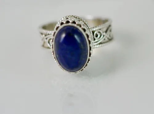 Vista 3 de Navya Craft Lapis Lazuli Ring, 925 Sterling Silver Handmade Statement Promise Ring for Women, Natural Lapis Lazuli Oval Gemstone Ring, September