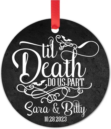 Vista 14 de Yippee Daisy Adorno de campamento personalizado – 10º aniversario para él y ella – 10 años casados juntos – Adorno de Navidad para parejas – 2025
