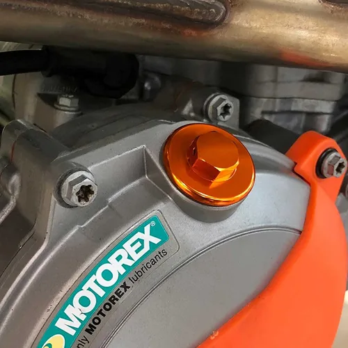 Vista 4 de Rippin Moto Tapón de llenado de aceite de motor naranja para KTM y Husqvarna 125 250 350 450 501 530 570 XC/XCF/XCW/XCF-W/XCW TPI SX/SXF/SXF