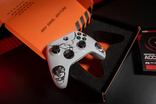 Vista 2 de Rapid Fire Custom Standard Modded Controller Compatible with Xbox One SX 40 Mods for All Major Shooter Games (3.5 mm Jack) (Skulls White)