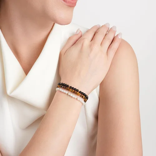 Vista 3 de MORGAN & PAIGE Pulseras elásticas con cuentas de bronce chapado en oro amarillo de 18 quilates (juego de 3)