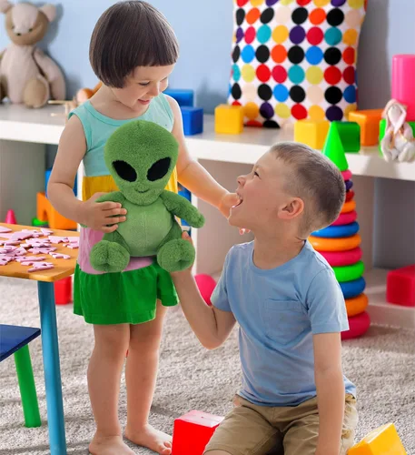 Vista 6 de DolliBu Peluche alienígena de peluche, alienígena verde suave, abrazable, adorable juguete de peluche de criatura espacial, lindos regalos extraños