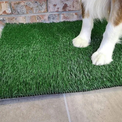 Vista 4 de Alfombrilla de césped artificial para mascotas PICK FOR LIFE para interiores y exteriores, bandeja de arena para perros, tapete de césped artificial