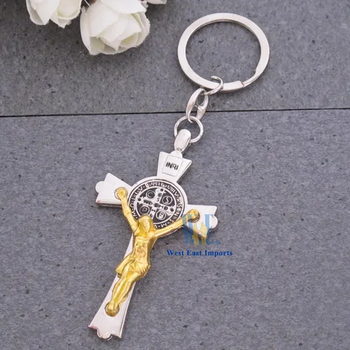 Vista 6 de 12 llaveros de San Benito para el bautismo, primera comunión, religioso, católico, conmemorativo, regalo conmemorativo, Crucifijo de dos tonos