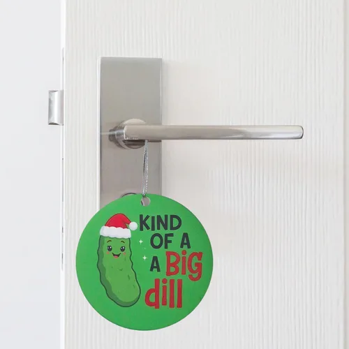 Vista 4 de Adornos divertidos: novedad "Kind of a Big Dill" para compañeros de trabajo, intercambio de elefantes blancos y humor para adultos