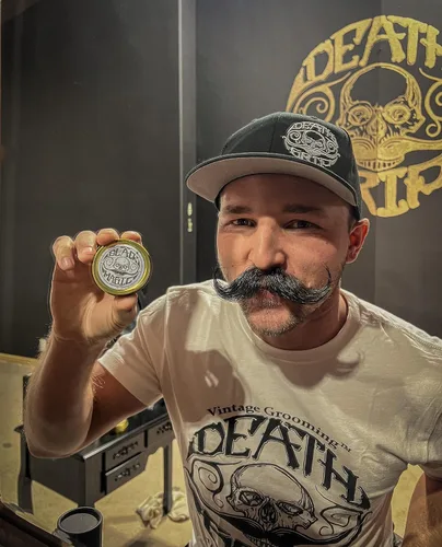 Vista 4 de Cera negra para bigote Cera mágica negra para bigote Oculta el cabello gris en la barba o el bigote Cera para bigote de sujeción extra fuerte