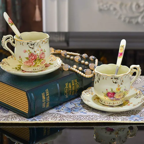 Vista 2 de Tazas de té y platillos (rosa, 8 onzas), juego de tazas y platillos florales con cuchara, tazas de té vintage, juego de té de porcelana