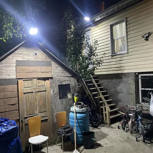 Vista 5 de Farolas solares para exteriores, IP67 impermeable, con sensor de movimiento, control remoto y automático del atardecer al amanecer, LED brillante
