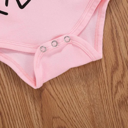 Vista 5 de Conjunto de 3 piezas de algodón con estampado de letras y pantalones cortos de leopardo y diadema de pantalones cortos y diadema