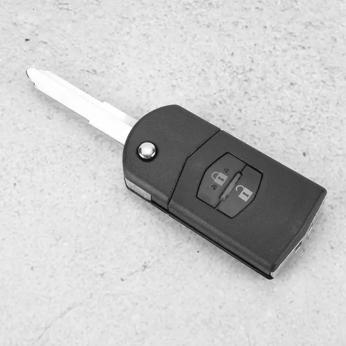 Vista 8 de KIMISS Funda protectora de llave con mando a distancia de 2 botones para automóvil, funda para llavero con control remoto automático para Mazda 3