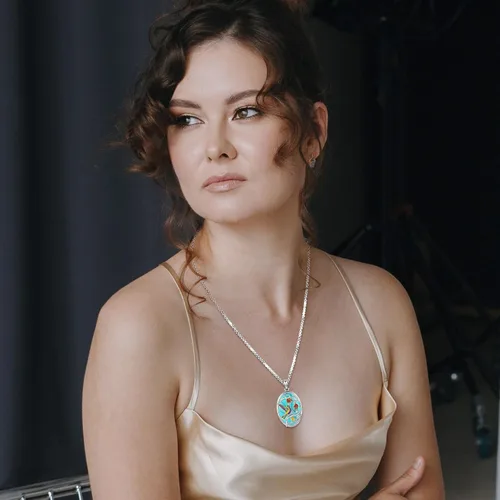 Vista 77 de Joyas de turquesa para mujeres y hombres de plata de ley 925 con colgante de urna para cenizas, collar con medallón de imagen, martillo de Thor