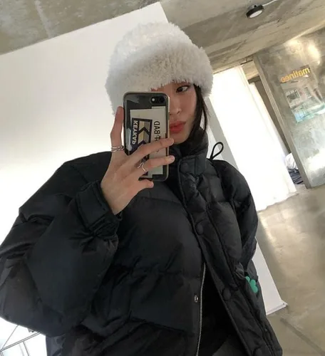 Vista 7 de Bonitos gorros para mujer, gorros para mujer, accesorios Y2K, gorros kawaii de ganchillo para mujer