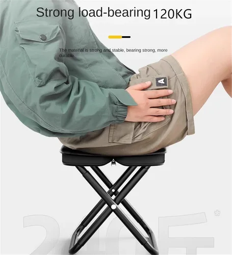 Vista 7 de Taburete plegable portátil, pequeño taburete portátil para adultos, pesca, senderismo, jardinería y playa con bolsa de transporte, soporta hasta 265