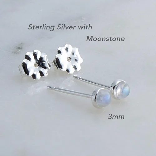 Vista 77 de Aretes pequeños de plata de ley para cartílago, tragus, hélix, múltiples piercings hipoalergénicos, piedra natal para mujer, juego de bisel
