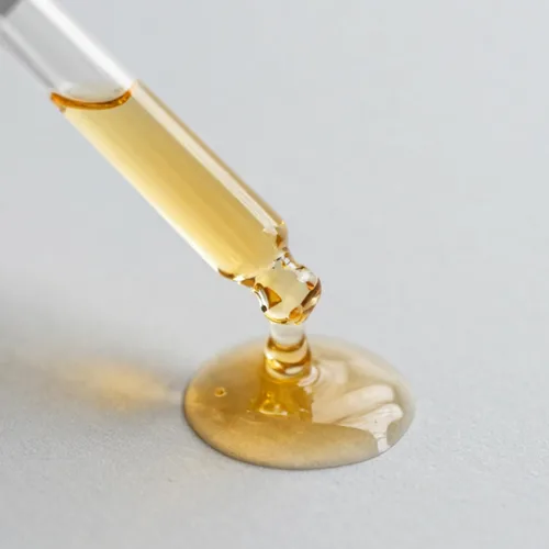 Vista 2 de THE PLANT BASE Time Stop - Ampolla de colágeno de hongos 76% de extracto de hongo y suero facial de colágeno vegano para antienvejecimiento