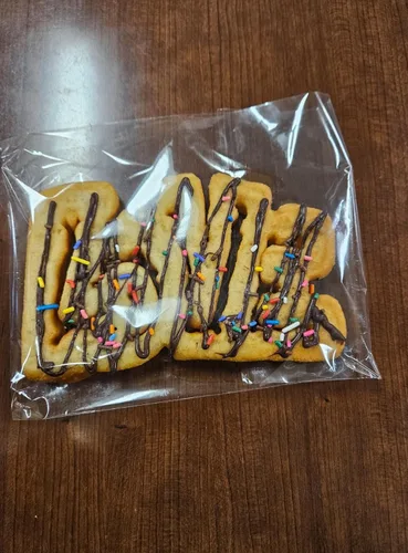 Vista 7 de Bolsas de celofán autosellantes de 6 x 8 pulgadas, 100 unidades, bolsa transparente resellable para galletas, dulces, panadería, recuerdos