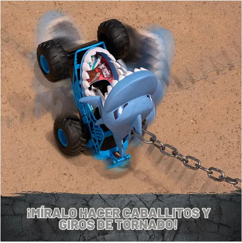 Vista 6 de Monster Jam Chomping Megalodon RC Toy Monster Truck, 1:15 Scale