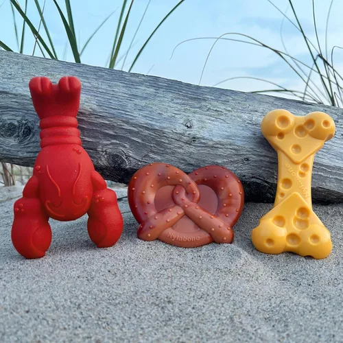 Vista 14 de Nylabone Paquete de juguetes masticables de potencia, juguetes para perros para masticadores agresivos, paquete de 3 Dog chews toys for small dogs