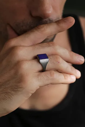 Vista 6 de Anillo cuadrado de sello de lapislázulis, joyería azul del lapislázuli, Oro, Lapislázuli
