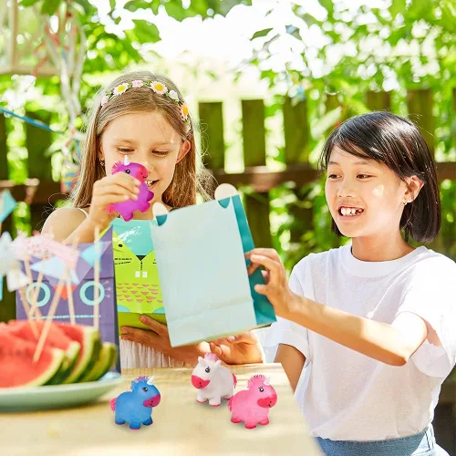 Vista 6 de ArtCreativity Juego de 3 juguetes de unicornio con cuentas para apretar, juguetes para aliviar el estrés para niños y adultos, recuerdos de fiesta