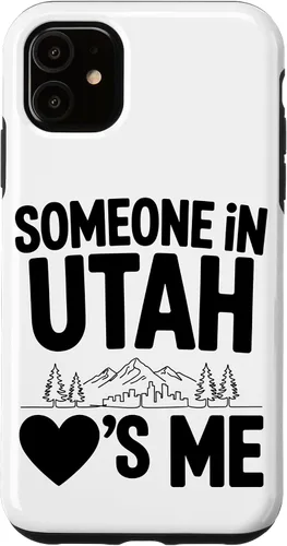 Vista 8 de Someone in Utah Loves Me Long Distance Family Case for iPhone 16
