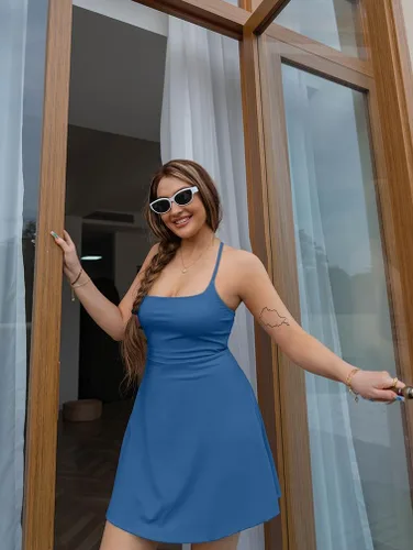 Vista 6 de HYZ Minivestido deportivo casual con cuello redondo y tirantes delgados para mujer con pantalones cortos