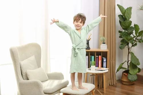 Vista 5 de Bata de baño de algodón orgánico, suave y transpirable, bata de bebé para niños, bata de muselina con capucha para niños y niñas