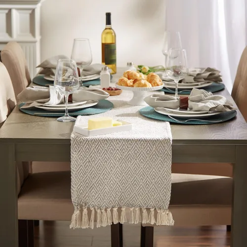 Vista 4 de DII Camino de mesa trenzado estilo granja, 15 x 72 pulgadas, 1 pieza, gris
