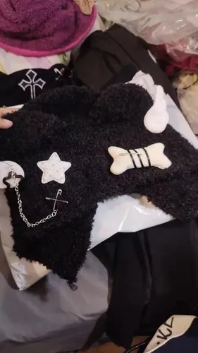 Vista 6 de Harajuku Y2k Star Plush Bone Knit Hat Women Gothic Punk Angel Wings Black Beanie Hat