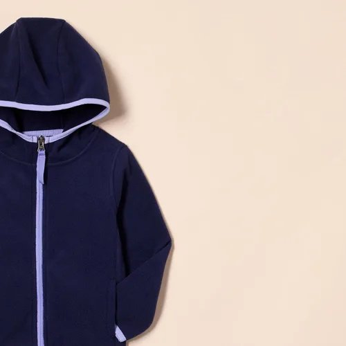 Vista 2 de Amazon Essentials Chaqueta ligera con capucha y forro polar para niñas y niños pequeños, con cremallera completa Azul Marino