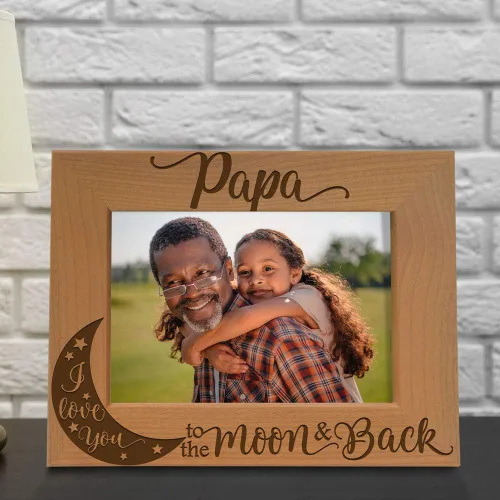 Vista 4 de KATE POSH Marco de fotos con grabado de madera natural Papa I Love You to the Moon and Back. El mejor abuelo de la historia, día del padre, regalos