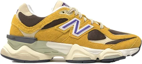 Vista 55 de New Balance Men's 9060 Sneakers beige gris