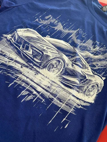 Vista 4 de Ink Trendz Camiseta C8 Matrix Next Generation Corvette Racing Graphic Cuello redondo unisex