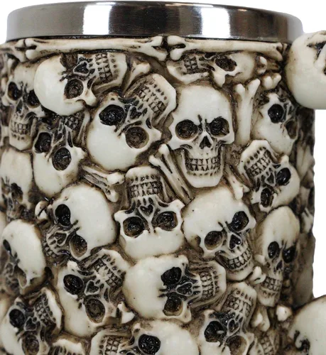 Vista 4 de Ebros Gift Osario Heaps of Skulls And Bones Graveyard Taza de cerveza Stein Tankard Taza de café para beber 12oz Alquimia Macabra Magos y Druidas